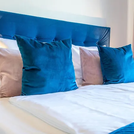 Blue Rose Direkt Am Park By Interhome